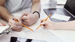 Pourquoi nous choisissons un accompagnement à distance pour l'étude de projet ?